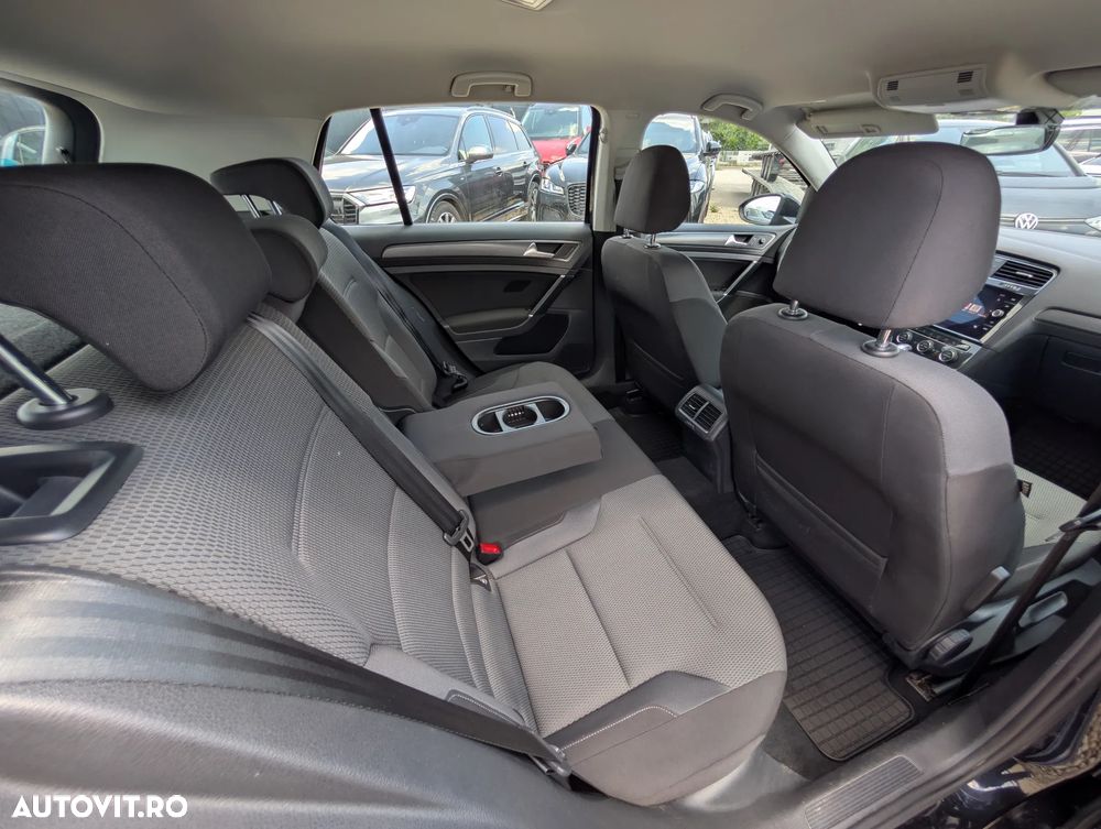 Volkswagen Golf 1.6 TDI DSG Comfortline - 16