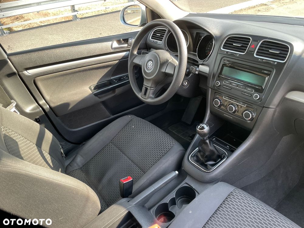 Volkswagen Golf 1.6 TDI Comfortline - 8