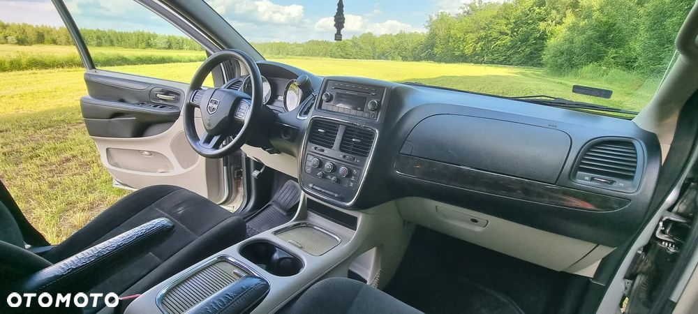 Dodge Grand Caravan 3.6 Express - 34