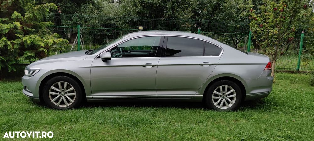 Volkswagen Passat 1.5 TSI ACT DSG Comfortline - 2