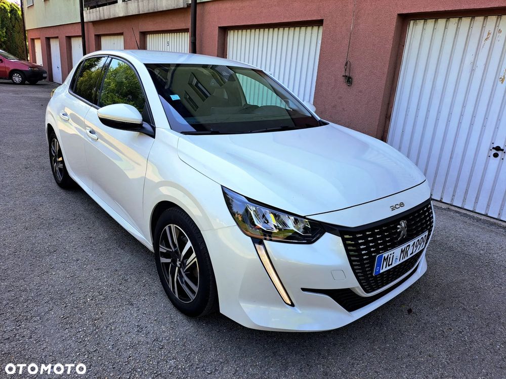 Peugeot 208 Benzin 100 Business - 1