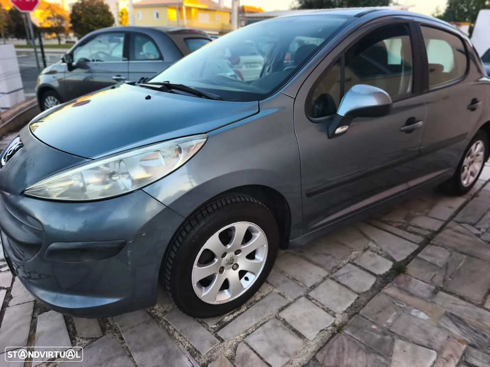 Peugeot 207 1.4 HDi Premium - 35