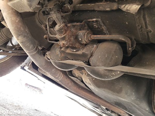 Rozdzielacz zawór zawieszenia hydraulicznego tył citroen C5 x7 III