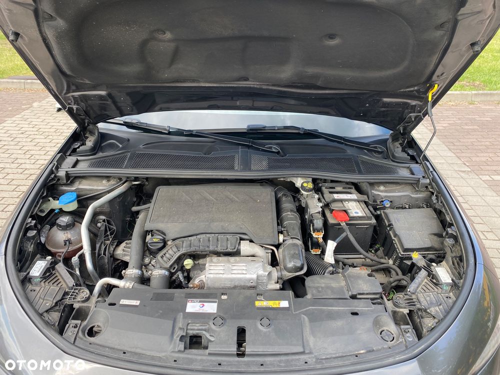 Peugeot 308 PureTech 130 GPF EAT8 Stop & Start Allure Pack - 27