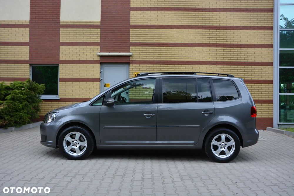 Volkswagen Touran 2.0 TDI DPF BlueMotion Technology Highline - 6