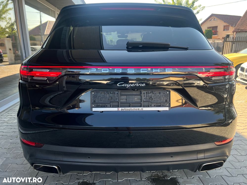 Porsche Cayenne Tiptronic S - 11