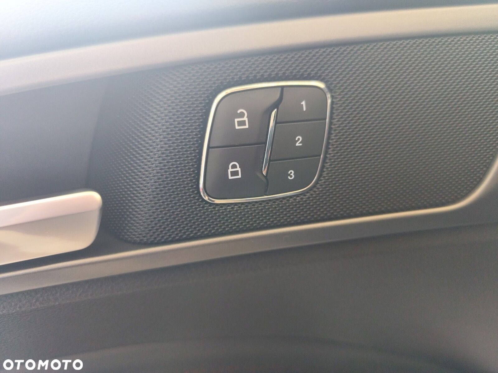 Ford Mondeo - 12
