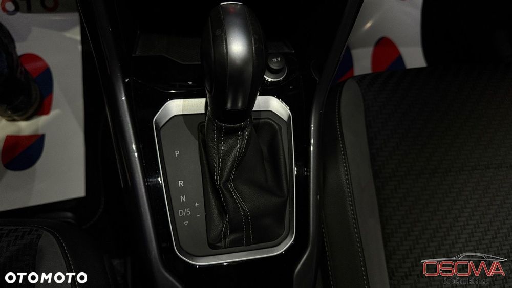 Volkswagen T-Roc - 15