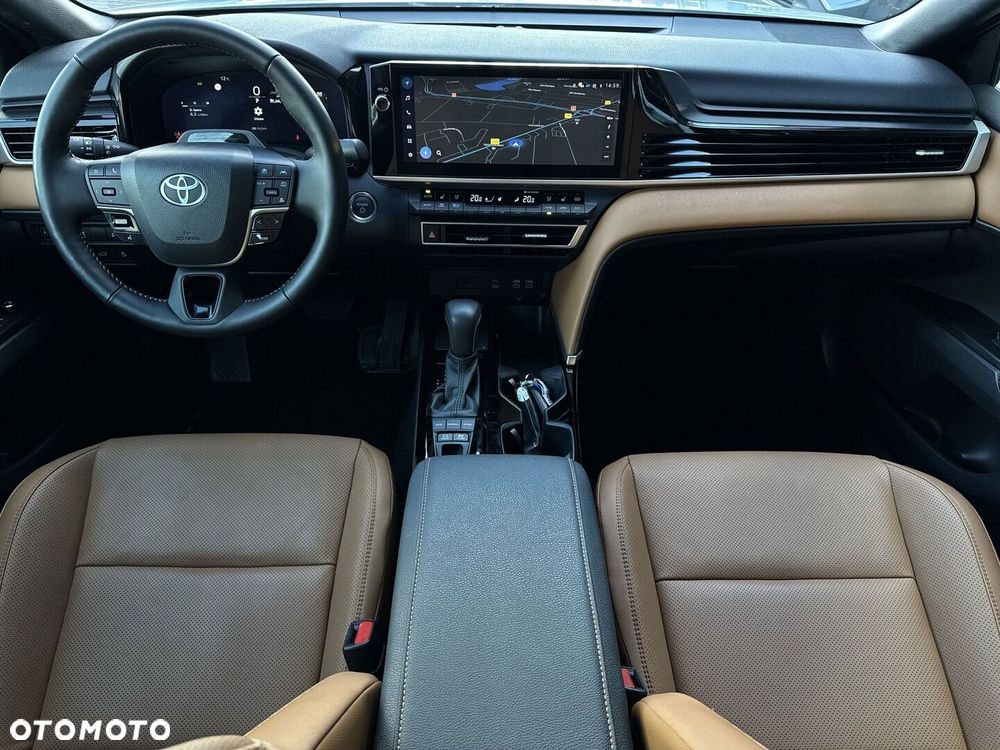 Toyota Camry - 15