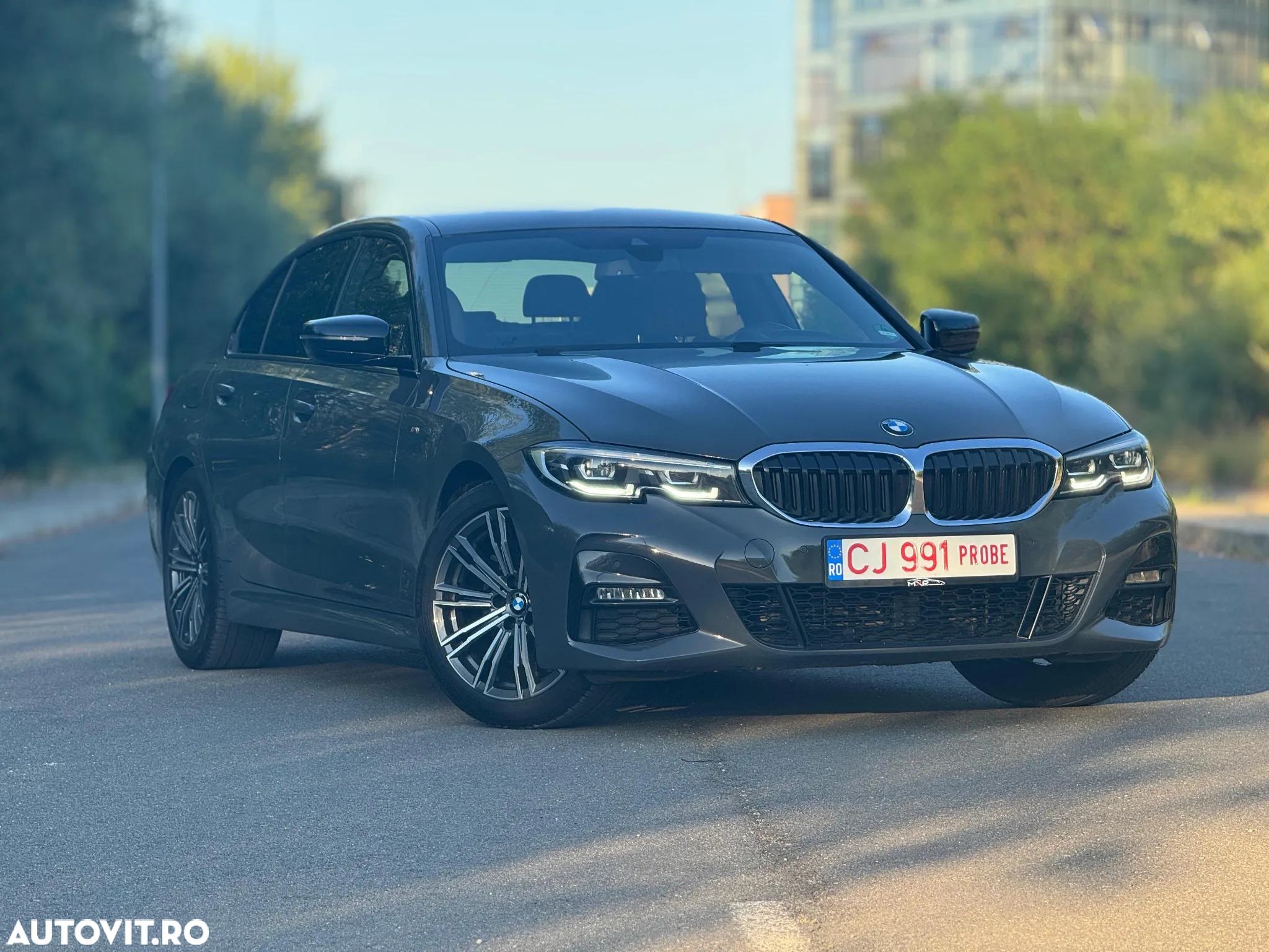 BMW Seria 3 318d Aut. M Sport - 2