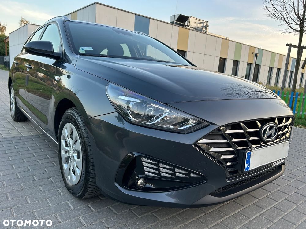 Hyundai i30 1.5 DPI Classic + - 8