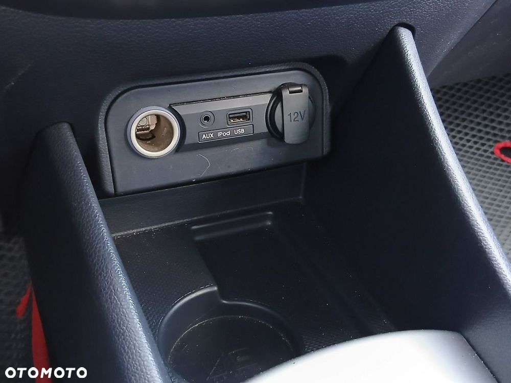 Kia Rio 1.2 L - 23