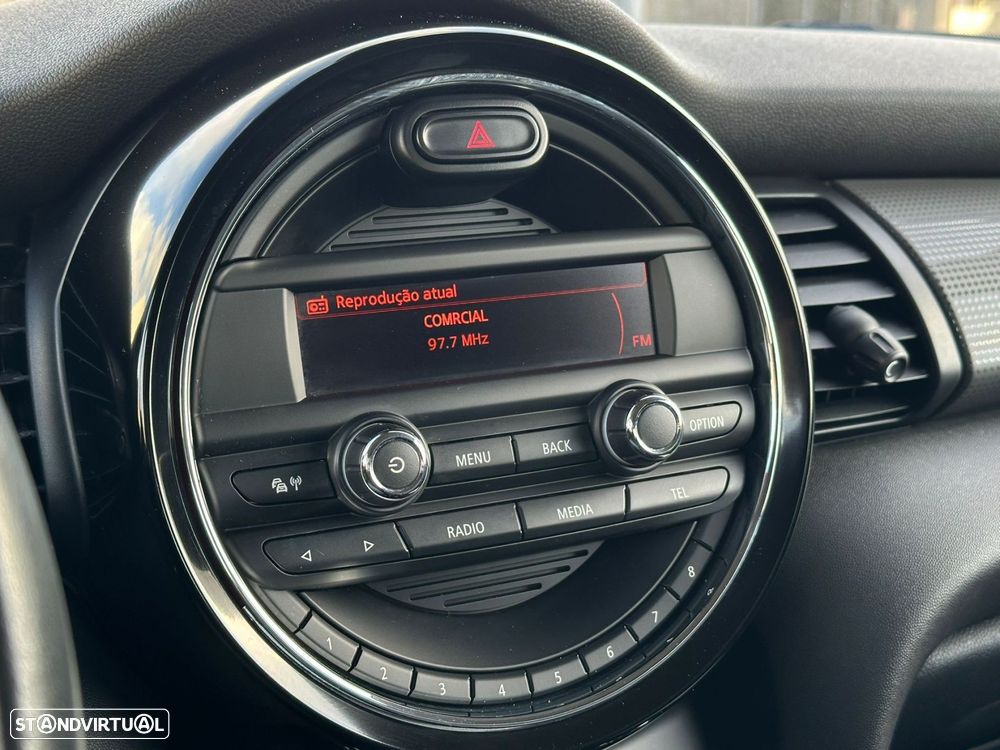 MINI 3 Portas Cooper D - 19