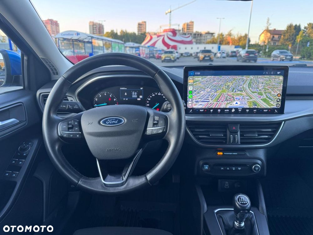 Ford Focus 1.0 EcoBoost Titanium - 17