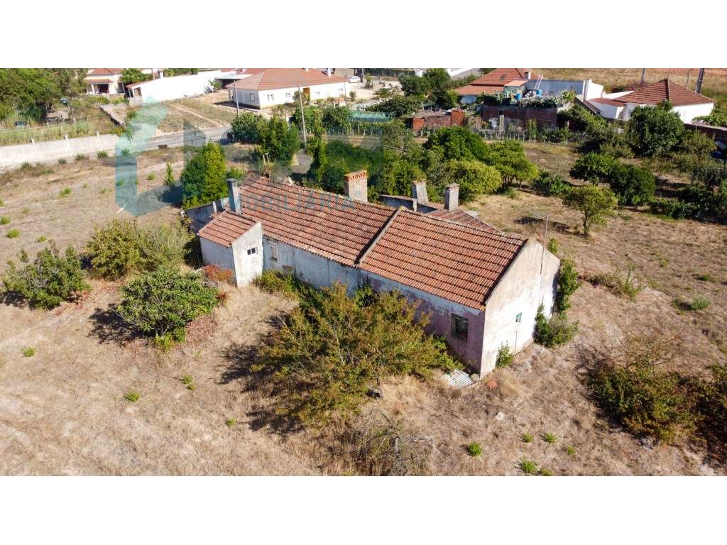 Moradia Térrea para Restauro | Terreno de malha urbana com 9.004 m² - Grande imagem: 5/50