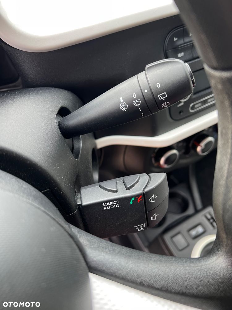 Renault Twingo SCe 70 Experience - 23
