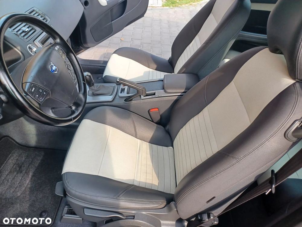 Volvo C30 1.6D DRIVe - 25