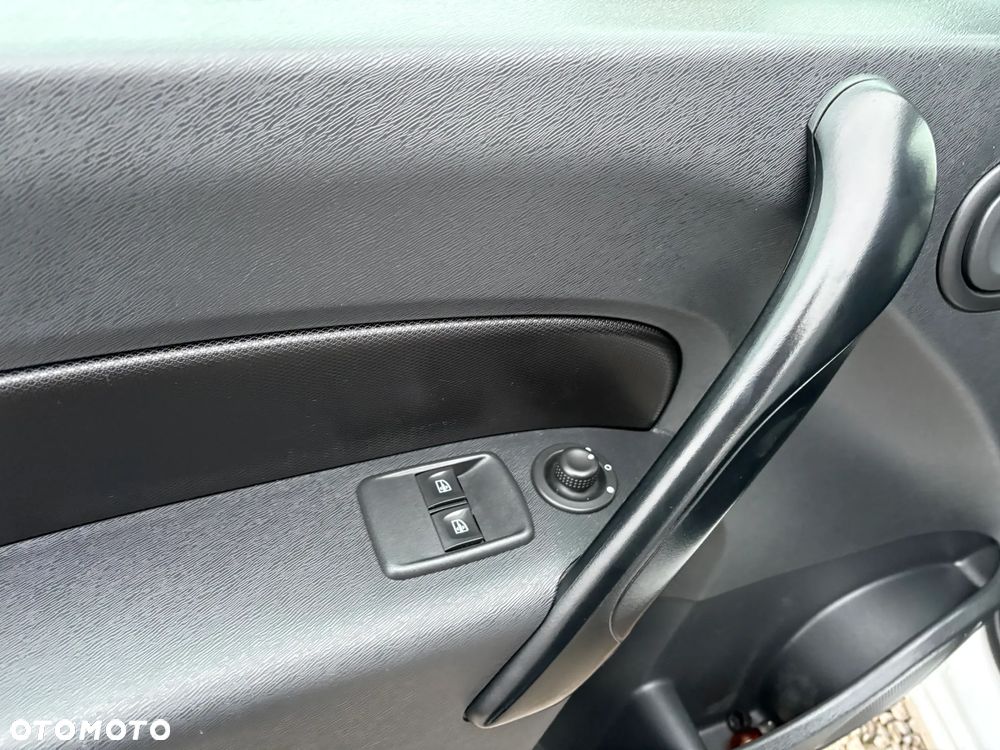 Renault Kangoo 1.5 dCi Limited Eu6 - 12