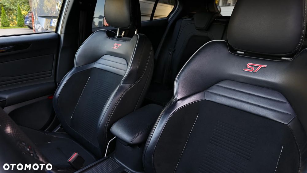 Ford Focus 2.3 EcoBoost ST-3 - 23