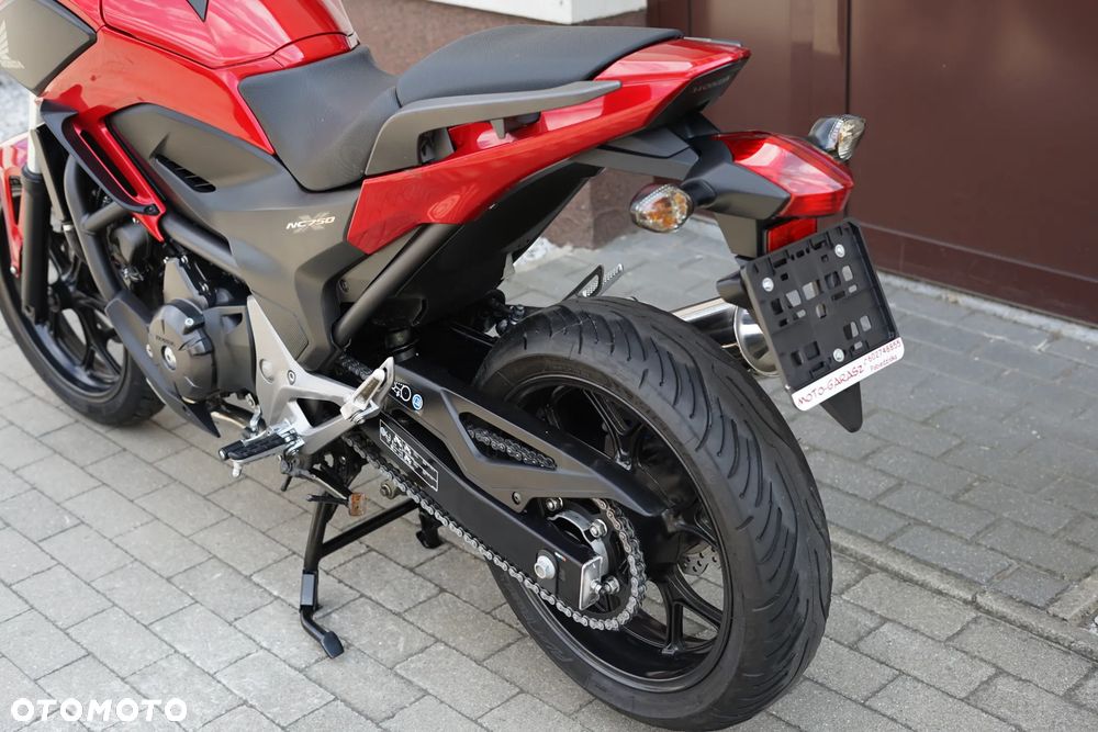 Honda NC - 25