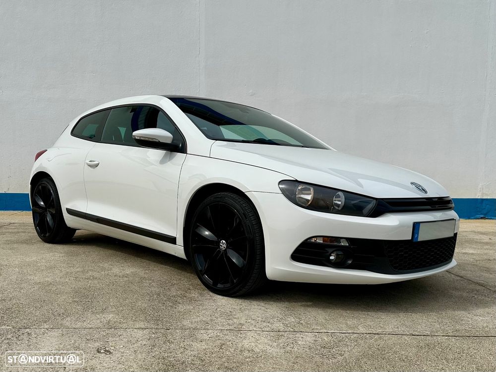VW Scirocco 2.0 TSI Sport DSG - 2