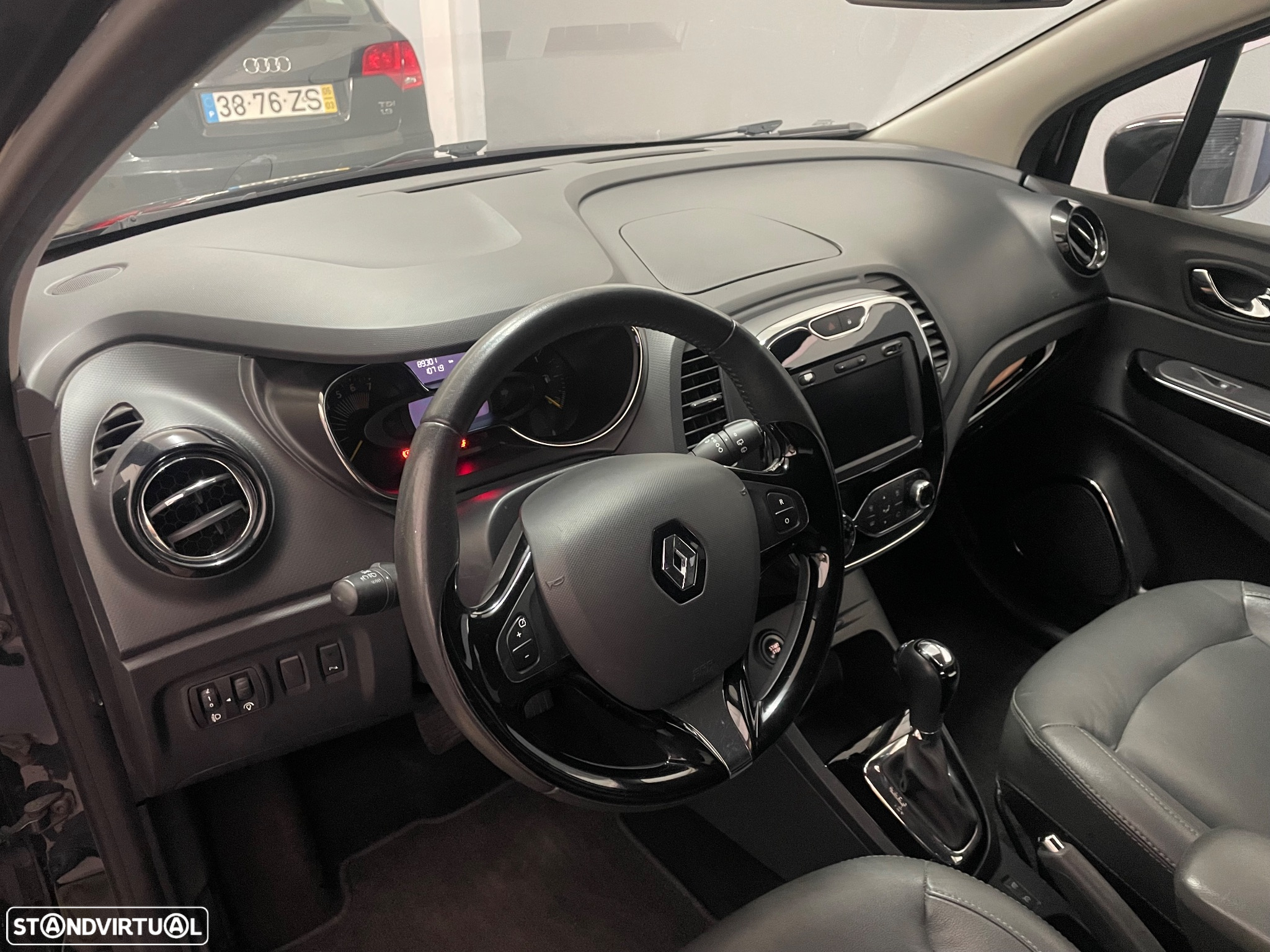 Renault Captur 1.2 TCe Exclusive EDC - 16