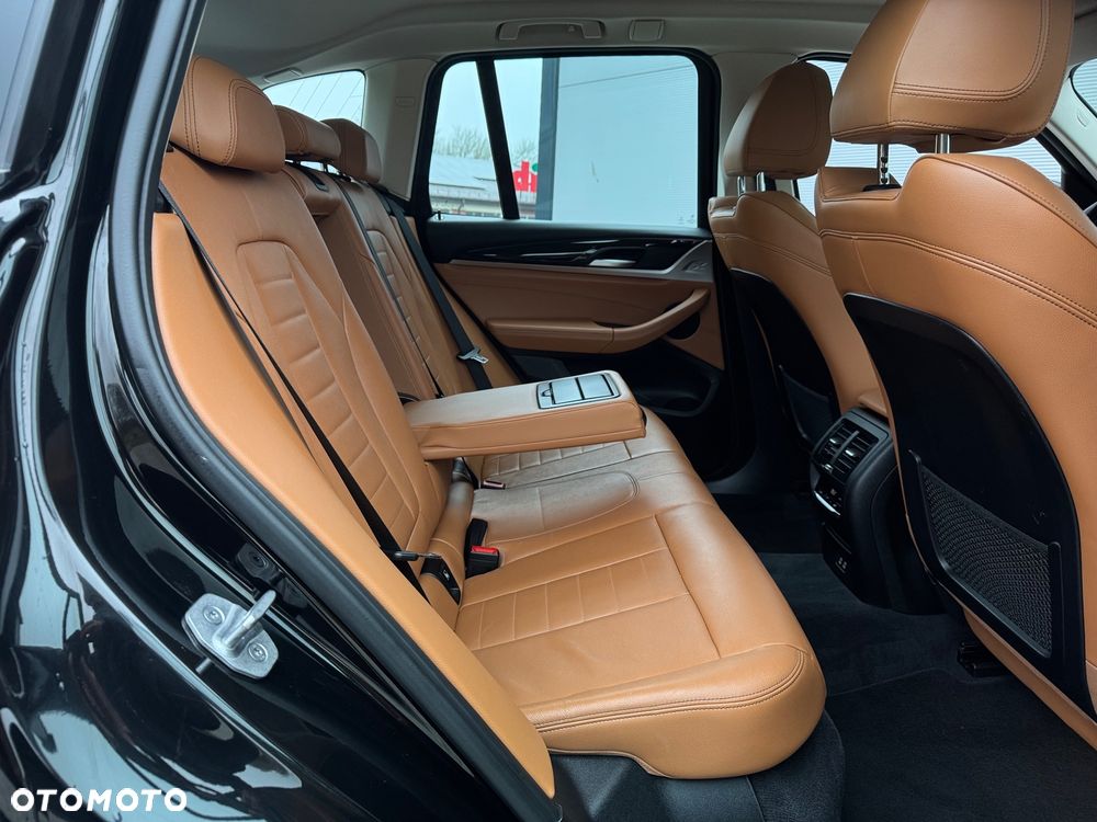 BMW X3 sDrive18d xLine sport - 23