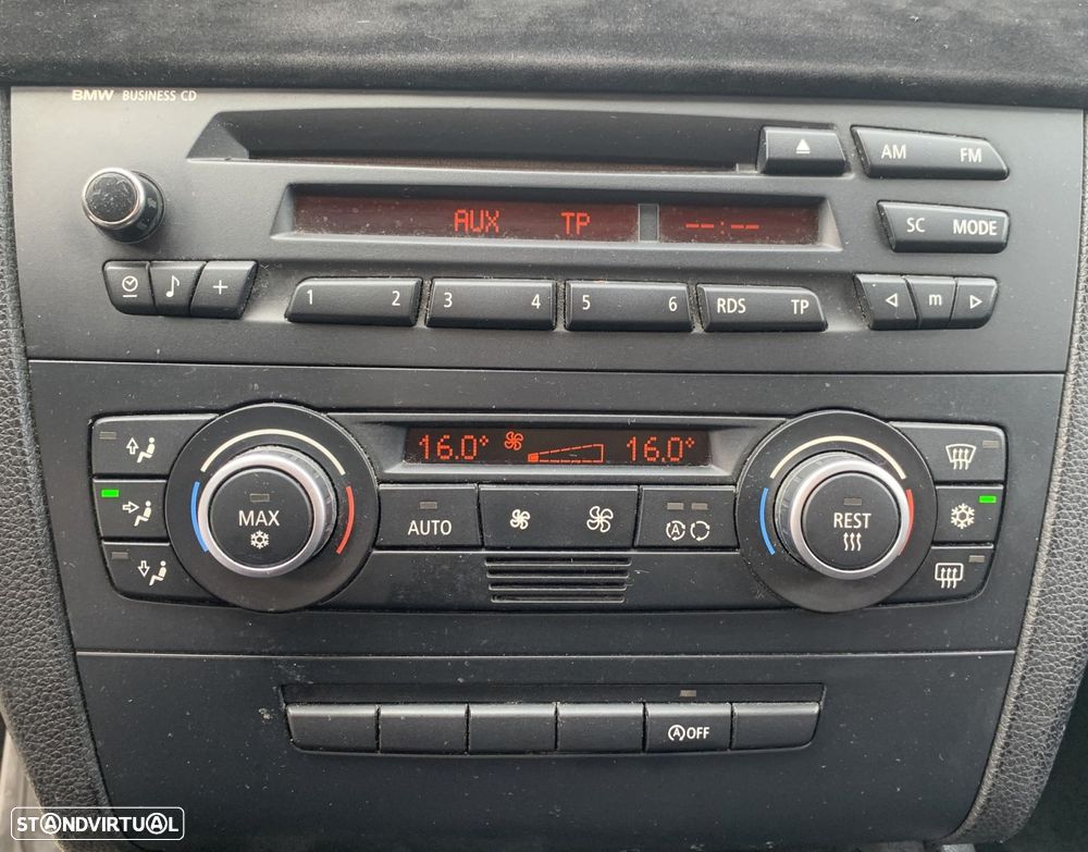BMW 118 d Pack M - 29