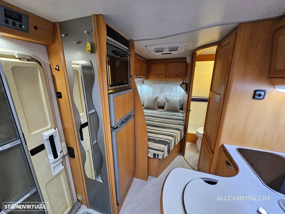 Hymer B Classic 655 CAMA FRANCESA + BASCULANTE - 34