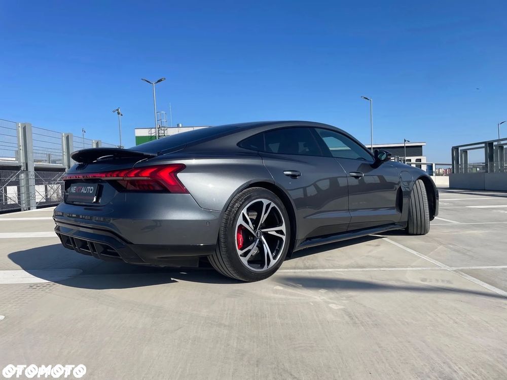 Audi e-tron GT 60 93kWh Quattro - 10
