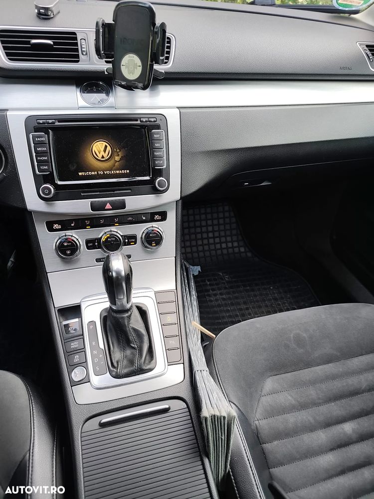 Volkswagen Passat 2.0 TDI BlueMotion Technology DSG Highline - 10