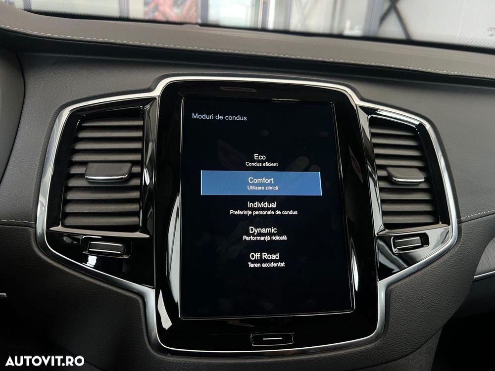 Volvo XC 90 - 23