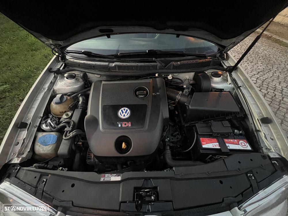 VW Golf Variant 1.9 TDi 4M Highline - 5