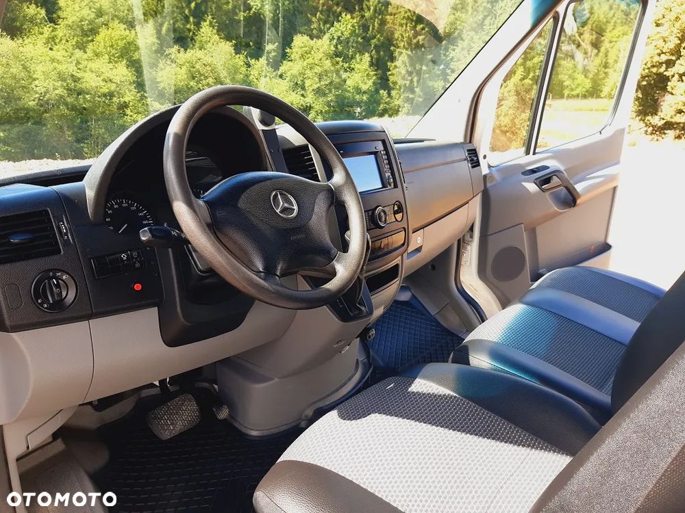 Mercedes-Benz SPRINTER 519 CDI 3.0 V6!!! 190PS BOGATE WYPOSAŻNIE,TELMA,SPECJALNY,KSENONY,WEBASTO,KAMERA,KLIMATYZACJA,NAVI,SUPER STAN,DAILY,SPROWADZONY,NIE WYWROTKA,PAKA,AUTOMAT,HAK - 10