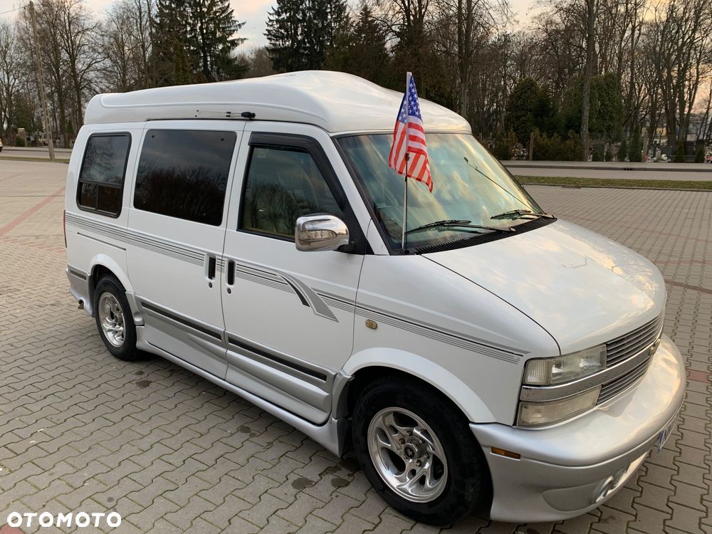 Chevrolet Astro - 28