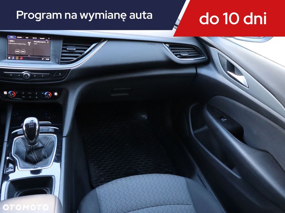Opel Insignia - 10
