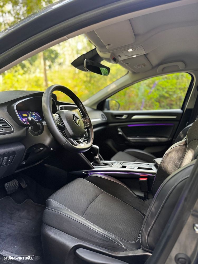 Renault Mégane Sport Tourer - 21