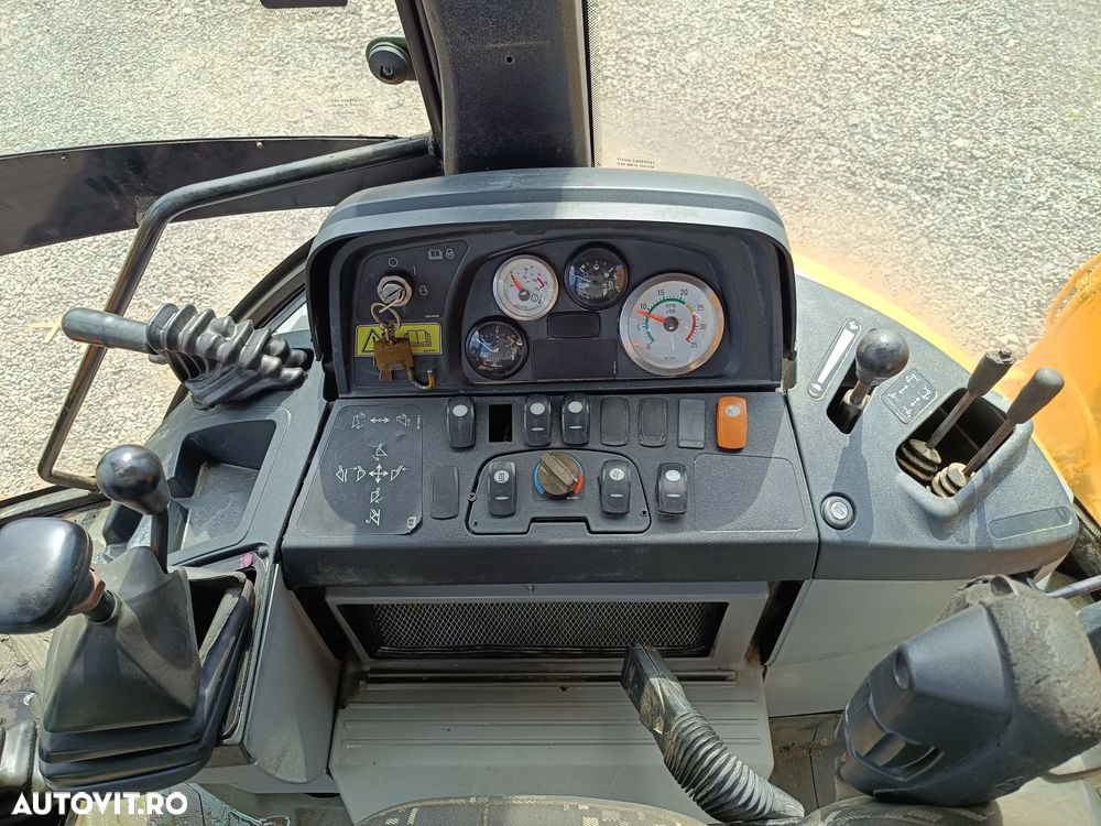 Caterpillar 428E - 13