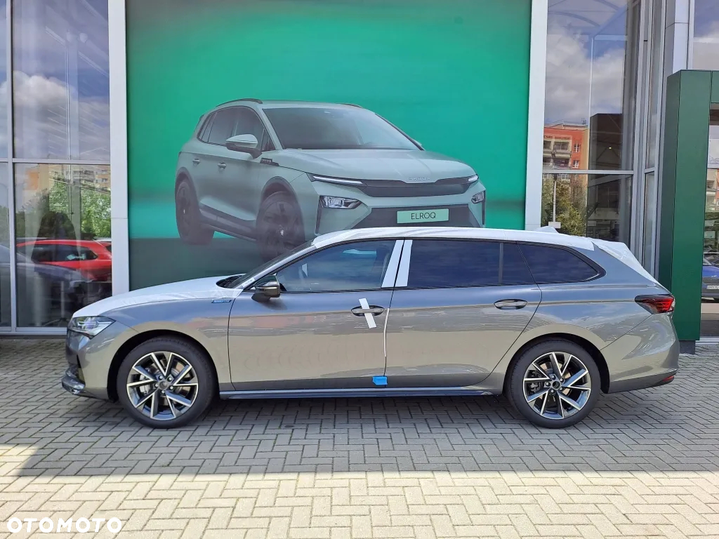 Skoda Superb 2.0 TSI Sportline DSG - 4