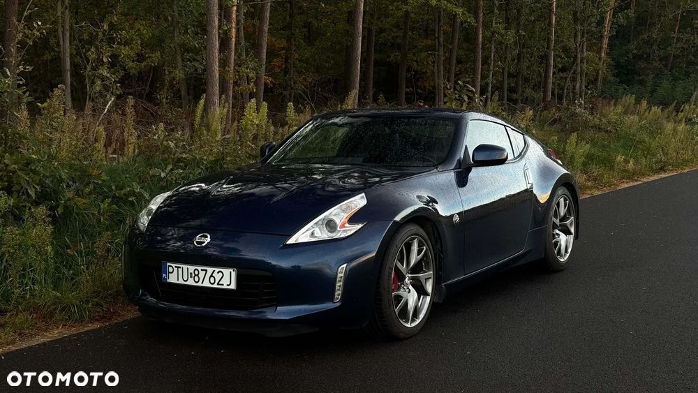 Nissan 370 Z - 1