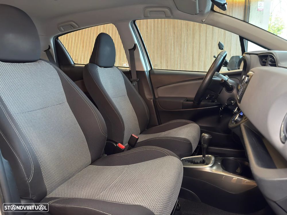 Toyota Yaris 1.5 HSD Active - 20