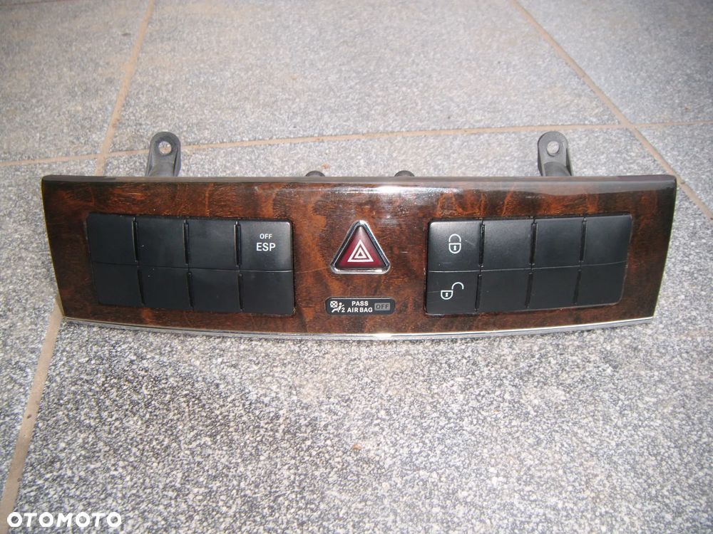 mercedes w203  panel przełączników  2038215281 - 1