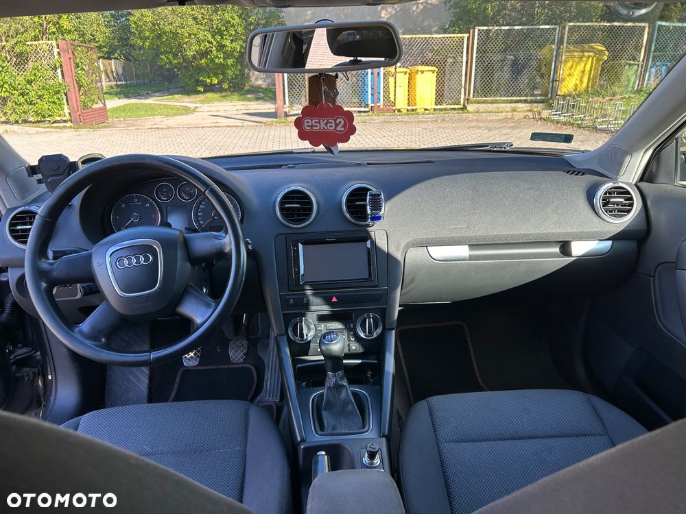Audi A3 Sportback 1.6 TDI DPF Ambition - 9