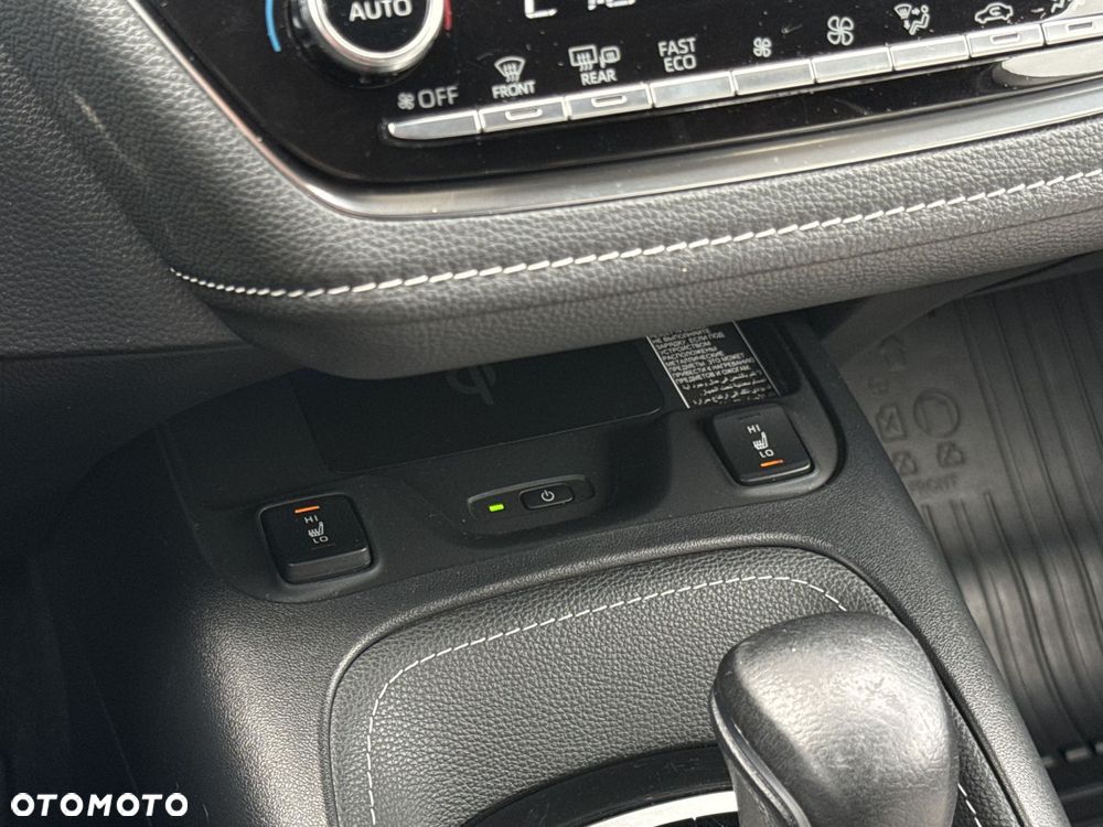 Toyota Corolla 2.0 Hybrid Trek - 21