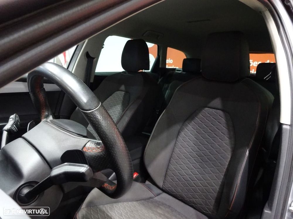 SEAT Leon ST 2.0 TDI FR DSG - 13