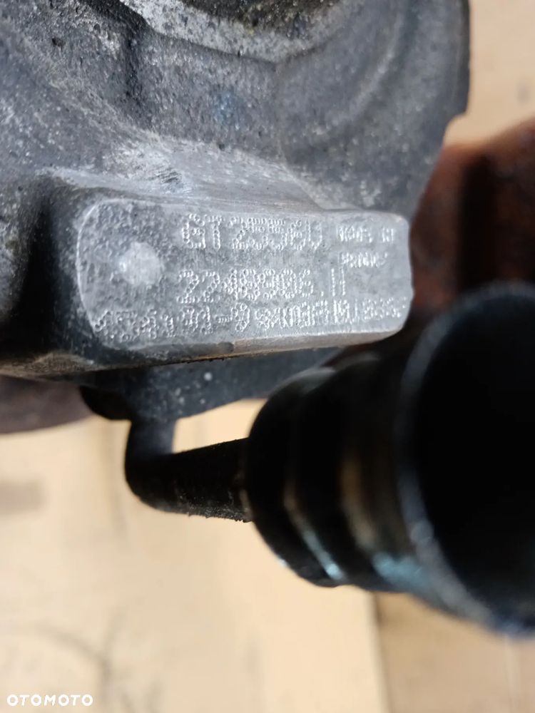 Turbina turbosprężarka kolektor BMW 5 E39 3.0D M57 184KM - 9