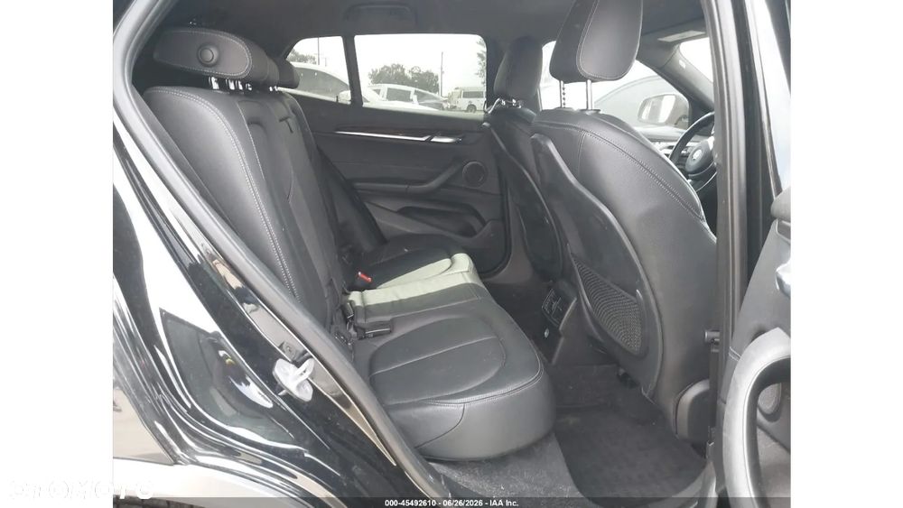 BMW X2 - 10