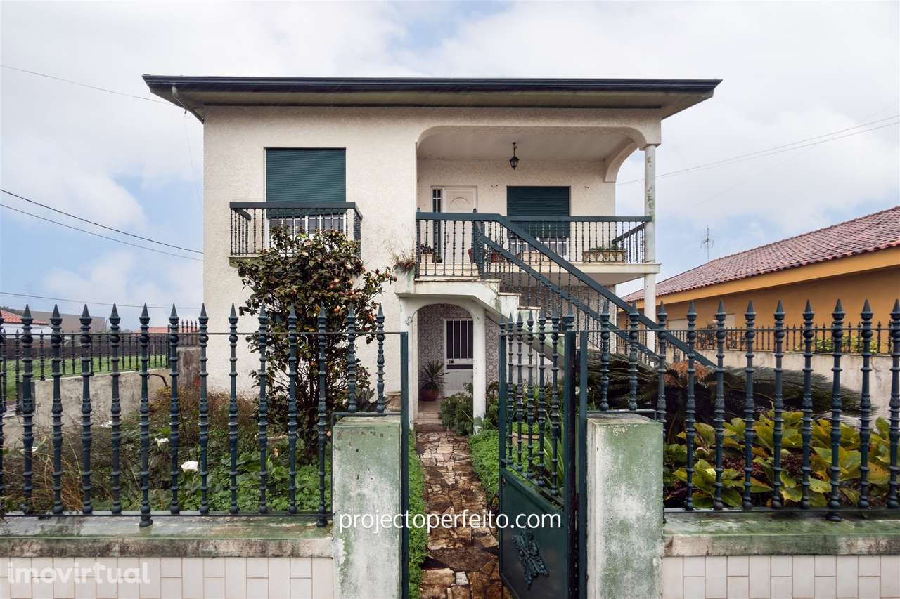 Moradia Isolada >=T10 Venda em Silvalde,Espinho - Grande imagem: 2/37