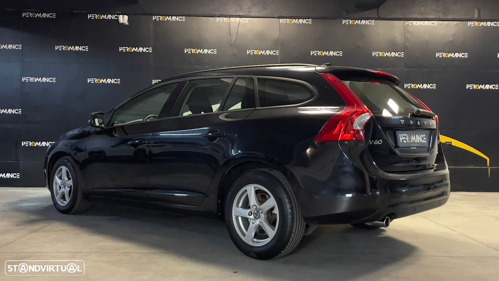 Volvo V60 DRIVe Momentum - 14