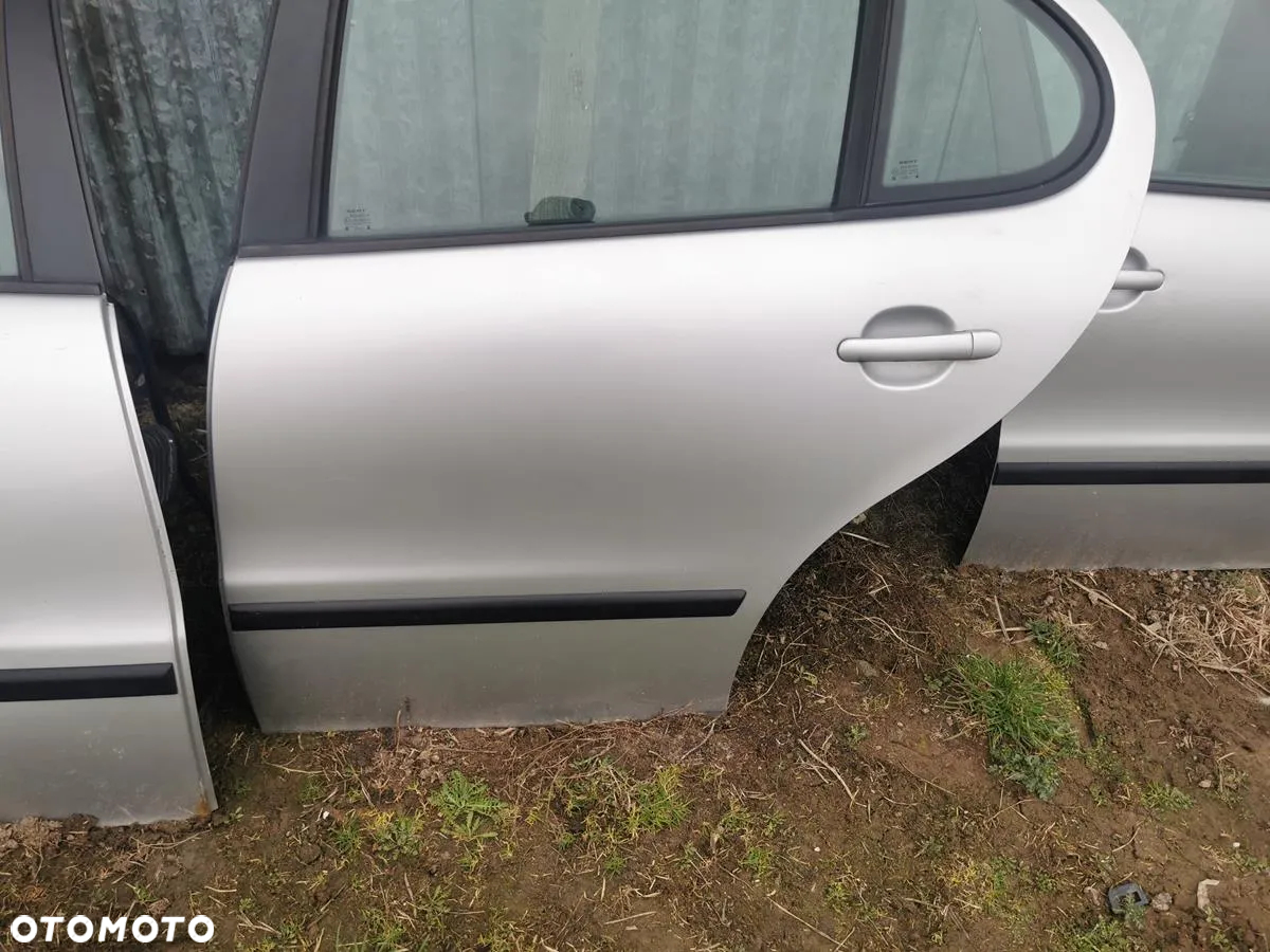 SEAT LEON I TOLEDO II DRZWI TYŁ TYLNE  LEWE PRAWE SREBRNE KOMPLETNE WYSYŁKA - 4